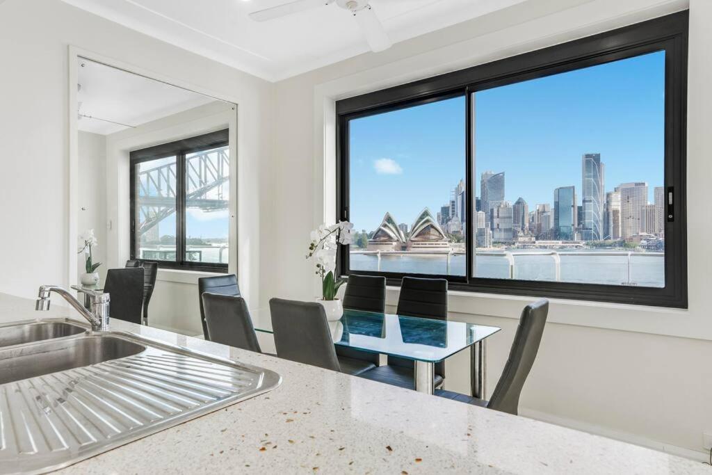 Apartment Iconic Harbour Bridge Views *